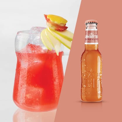 Cocktail con Sanbittèr Emozioni di Frutta al Pompelmo e zucchero di canna bianco