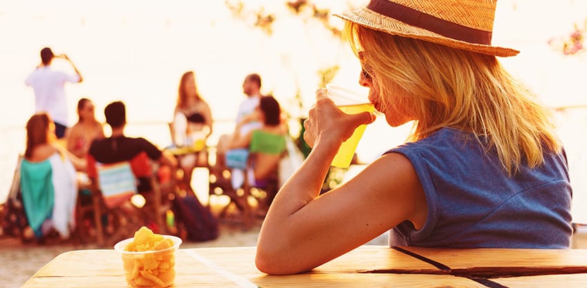 10 antipasti sfiziosi per un aperitivo sulla spiaggia 10 antipasti sfiziosi per un aperitivo sulla spiaggia