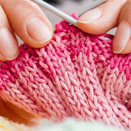 All you knit is love, connubio tra aperitivo e lavorare a maglia