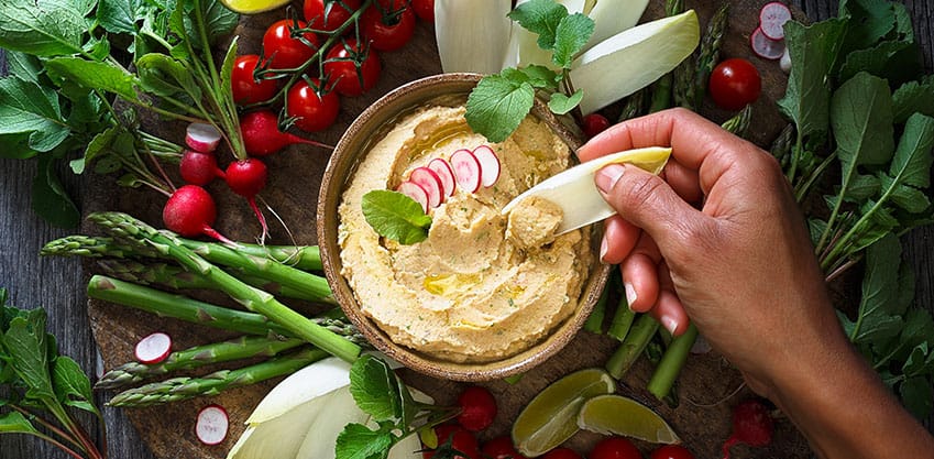 Antipasti sfiziosi e stuzzichini per l’aperitivo vegetariano Antipasti sfiziosi e stuzzichini per l’aperitivo vegetariano