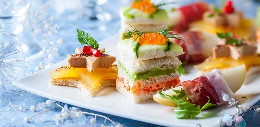 Aperitivo di Natale: Scopri i nostri stuzzichini per aperitivo