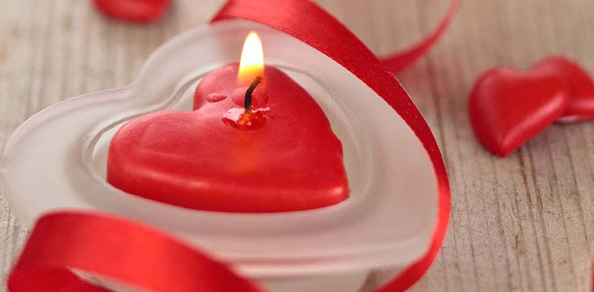 Le candele giuste per l'aperitivo di San Valentino in casa