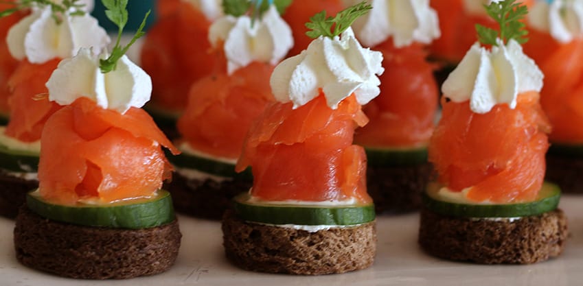 Crostini con philadelphia e salmone