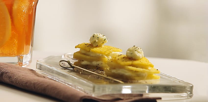 Millefoglie croccante di baccalà, ricetta dal gusto forte e deciso Millefoglie croccante di baccalà, ricetta dal gusto forte e deciso