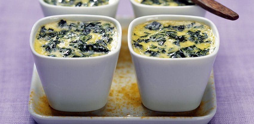 Il flan di curry e spinaci