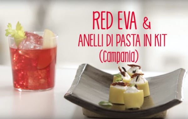 Red Eva, con Sanbittèr Rosso, centrifuga di mela e sedano, da abbinare a anelli di pasta ripiena campani