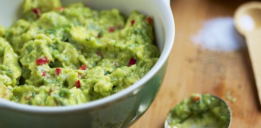 Guacamole da abbinare a Sanbittèr Emozioni Ribes Nero