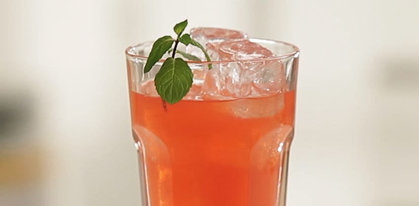 Pompelmo Crush Cocktail con Sanbittèr Emozioni di Frutta Pompelmo