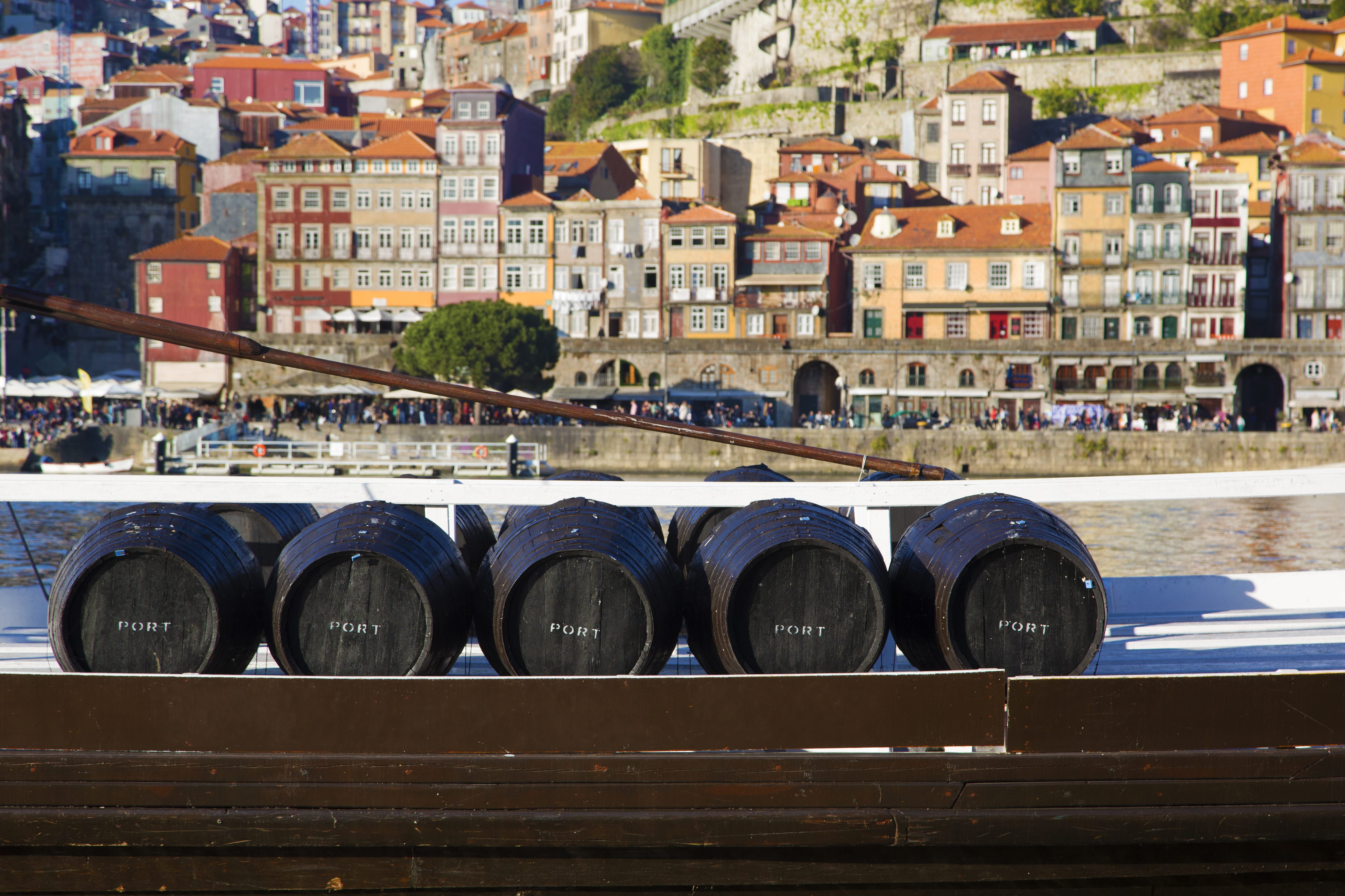 Porto, la capitale del vino sulle rive del Douro Porto, la capitale del vino sulle rive del Douro