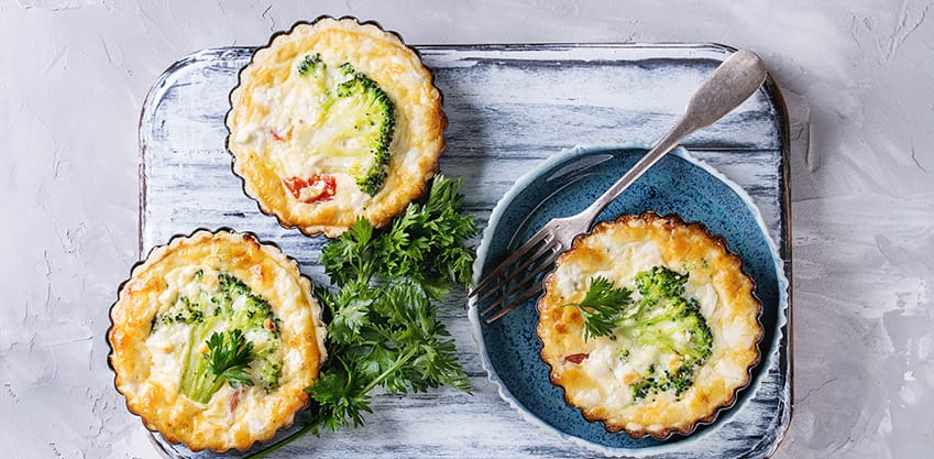 Quiche broccoli e patate per l’aperitivo Quiche broccoli e patate per l’aperitivo