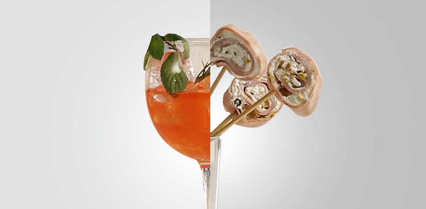 Lollipop di mortadella sfiziosi per accompagnare un cocktail Sanbittèr dolce e ricercato come Rosemary Love