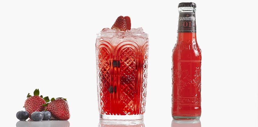 Cocktail Strawbitter Cocktail Strawbitter