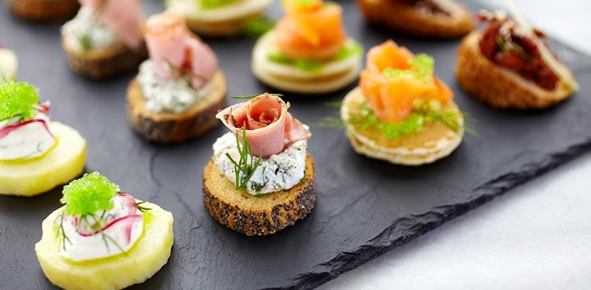 Stuzzichini veloci per l'aperitivo in casa